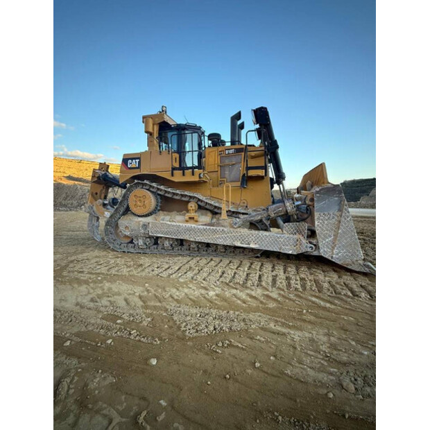 2020 Caterpillar D10T2-46988053
