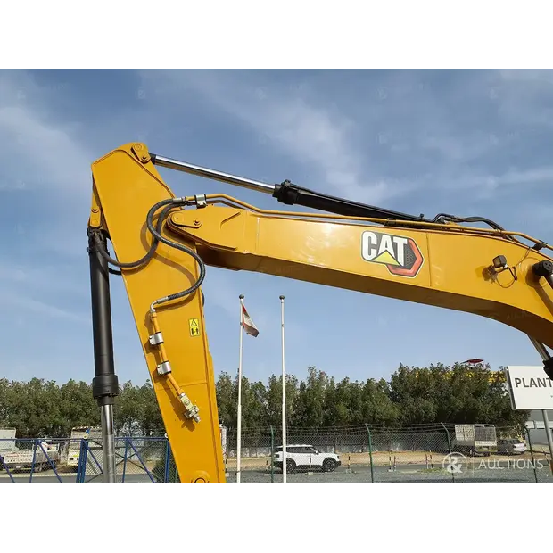 2021 Caterpillar 323D3-46989619
