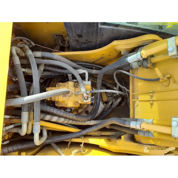 2021 Caterpillar 323D3-46989651