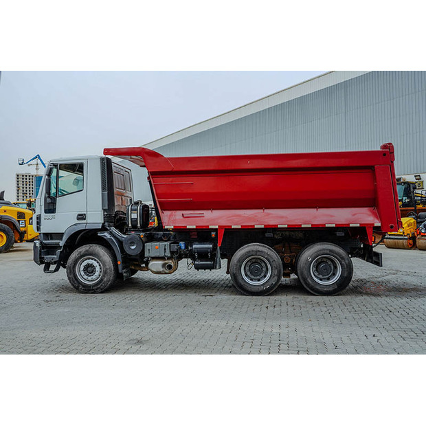 2018 Iveco E5 500-46990008