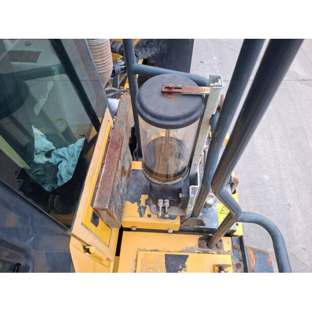 2015 كوماتسو HM300-3-46990536