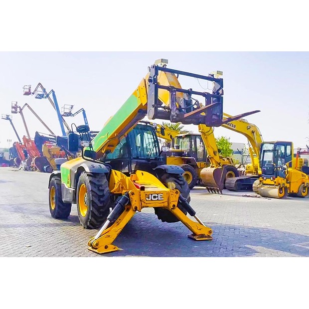 2017 JCB 540-140-46991691