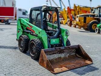 صورة ل لوادر صغيرة 2019 بوبكات S510