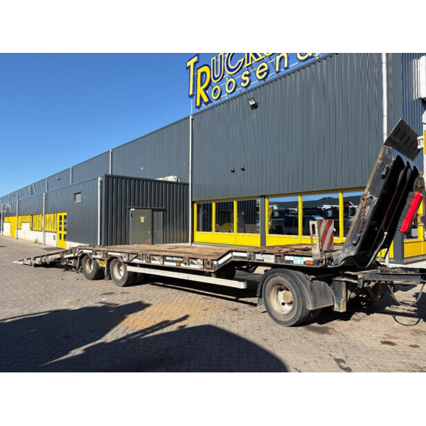 2018 Mueller Mitteltal D3-46992641