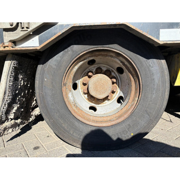 2018 Mueller Mitteltal D3-46992663