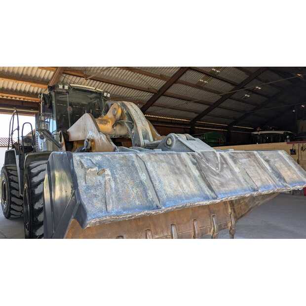 2013 ليبهير L566-46995114