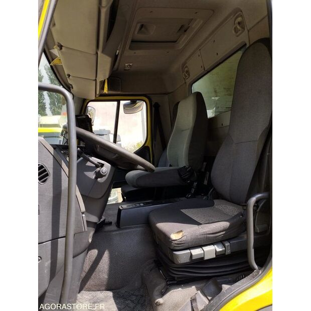 2012 Renault PREMIUM-47005949