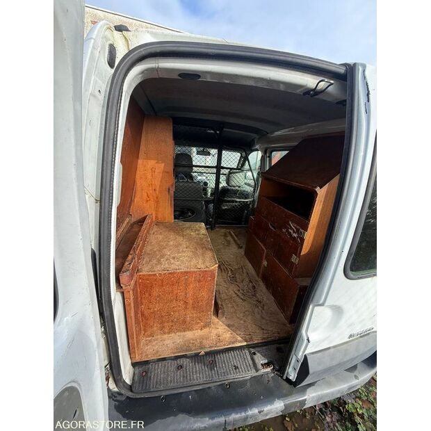 2002 رينو Kangoo-47006184