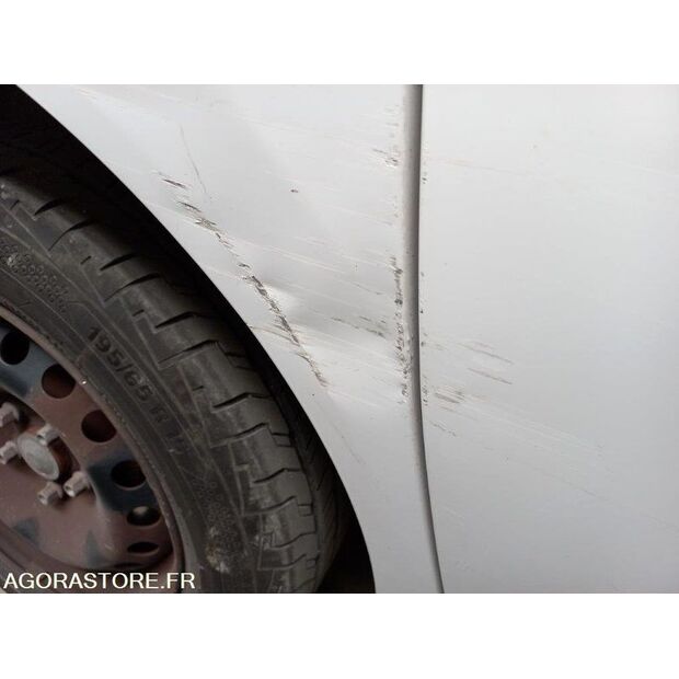 2013 رينو Kangoo-47006188
