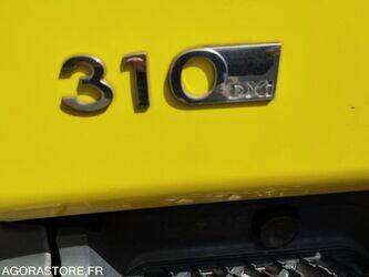 2013-renault-premium-1450184-47006315