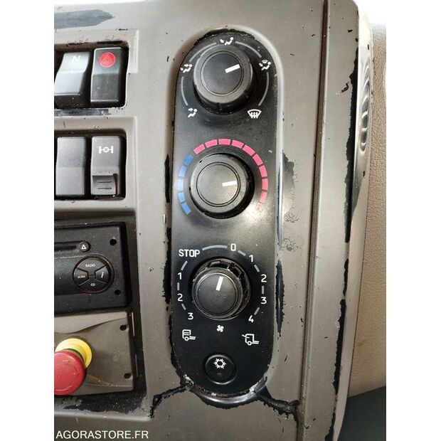 2013 Renault PREMIUM-47006338