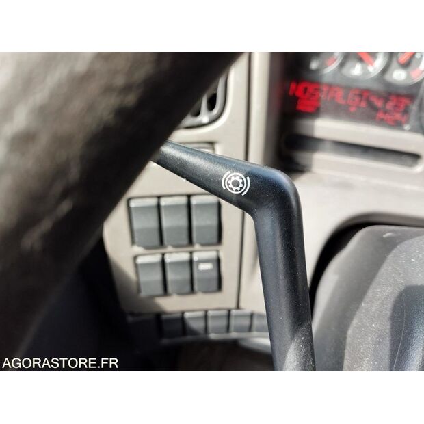 2013 Renault PREMIUM-47006340