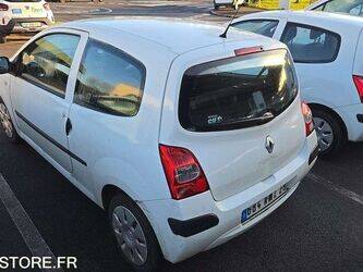 2008-renault-twingo-1450185-47006354