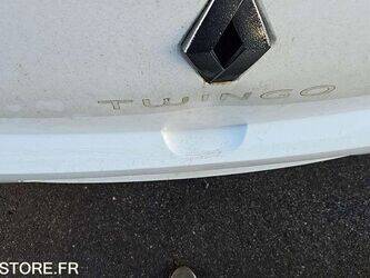 2008-renault-twingo-1450185-47006370
