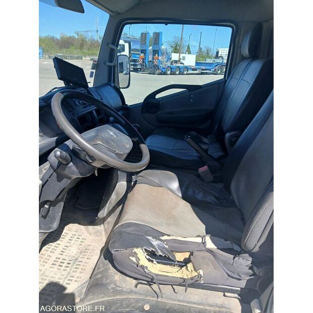 2012 Renault Maxity-47006430