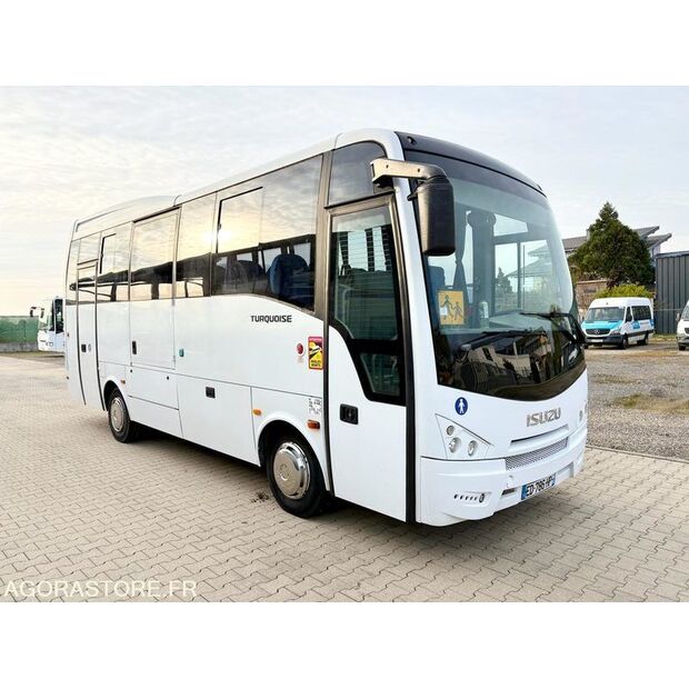 2016 Isuzu Turquoise-47006883
