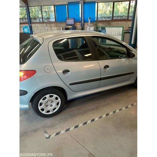 2004 Peugeot 206-47007032