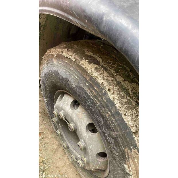 2004 رينو Kerax-47007090