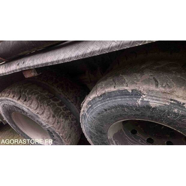 2004 رينو Kerax-47007101