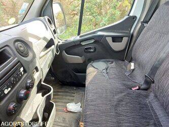 2011-renault-master-1450216-47007176