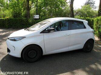 2015-renault-zoe-1450222-47007346