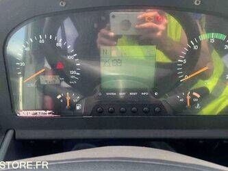 2010-mercedes-benz-intouro-1449749-47007496