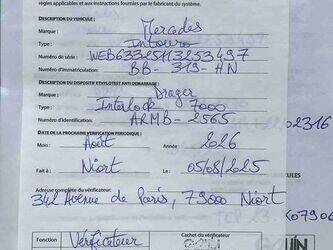 2010-mercedes-benz-intouro-1449749-47007568