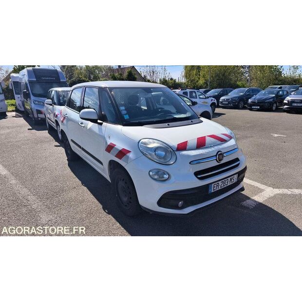 2017 Fiat 500-47007924
