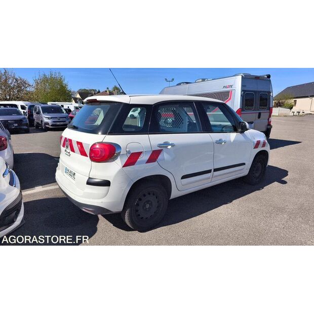 2017 Fiat 500-47007929