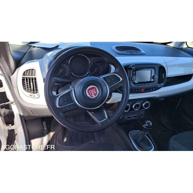 2017 Fiat 500-47007937