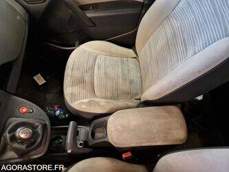 2012-renault-kangoo-1449847-47008322