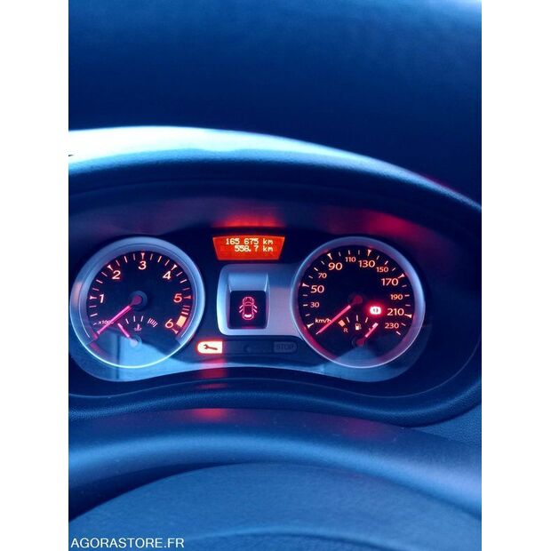 2011 رينو Clio-47008328