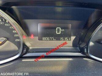 2015-peugeot-308-1449861-47008354