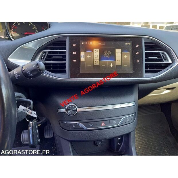 2015 Peugeot 308-47008356
