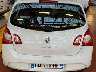 2013-renault-twingo-1449905-47008562