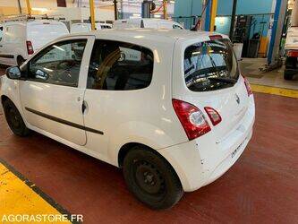 2013-renault-twingo-1449905-47008566