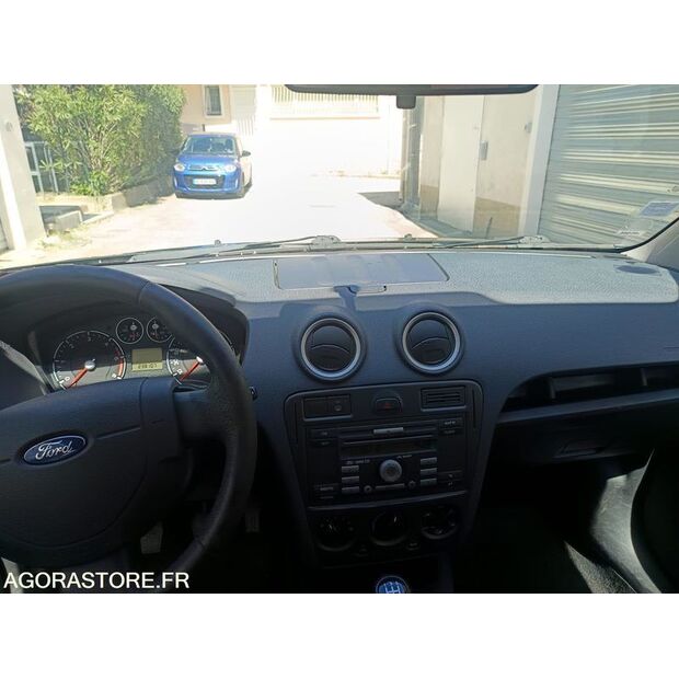2010 Ford Fusion-47008630