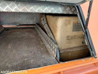 2010-toyota-hilux-1449955-47008693