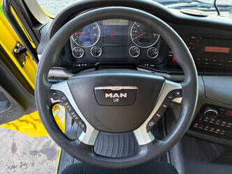 2011-man-tgx-18-440-1450228-47008952