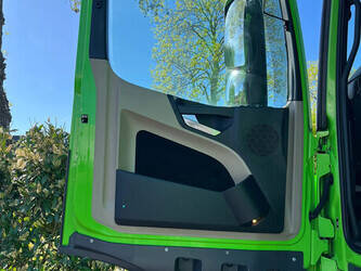 2016-mercedes-benz-actros-1943-1450229-47008987