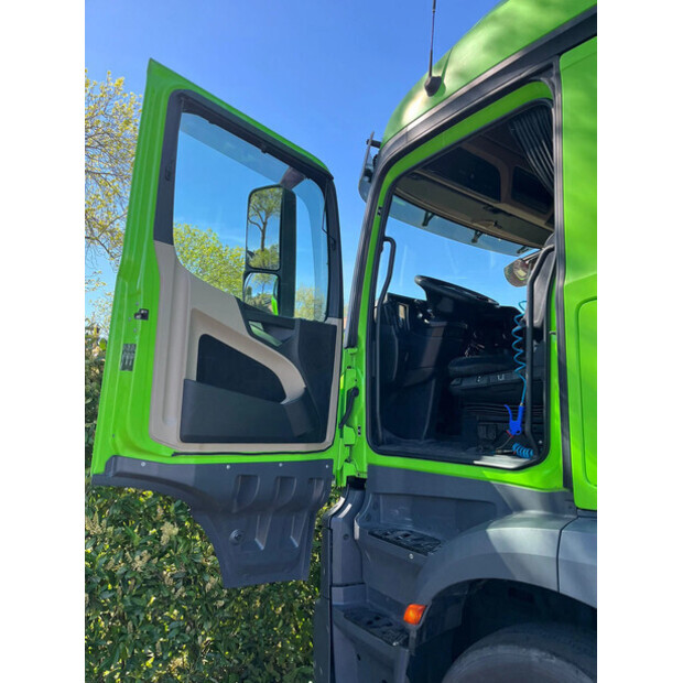 2016 Mercedes-Benz ACTROS 1943-47009086