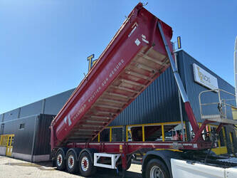 Image de REMORQUES BASCULANTES 2018 MOL SAF