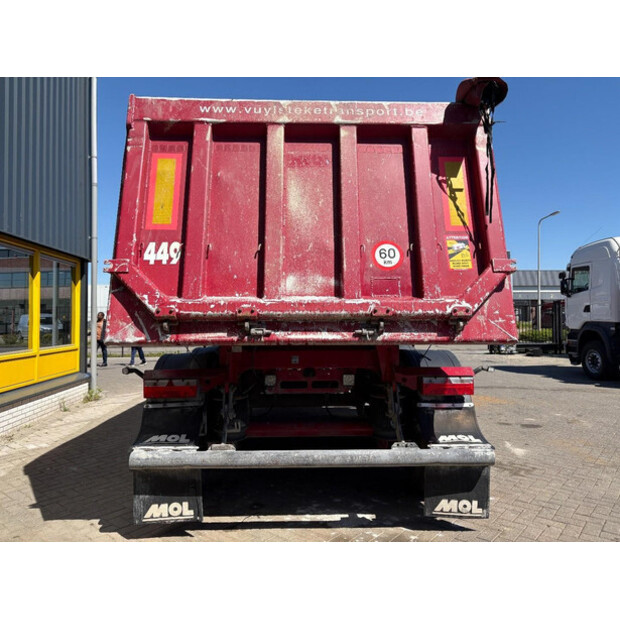 2018 إم أو إل SAF-47009139