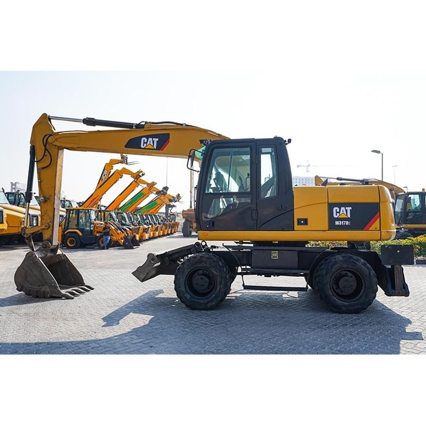 2018 Caterpillar M317D2-47009574