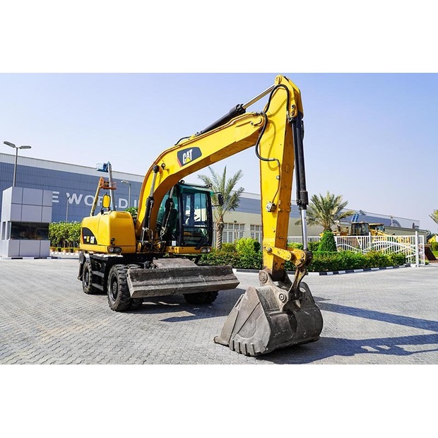 2018 Caterpillar M317D2-47009576