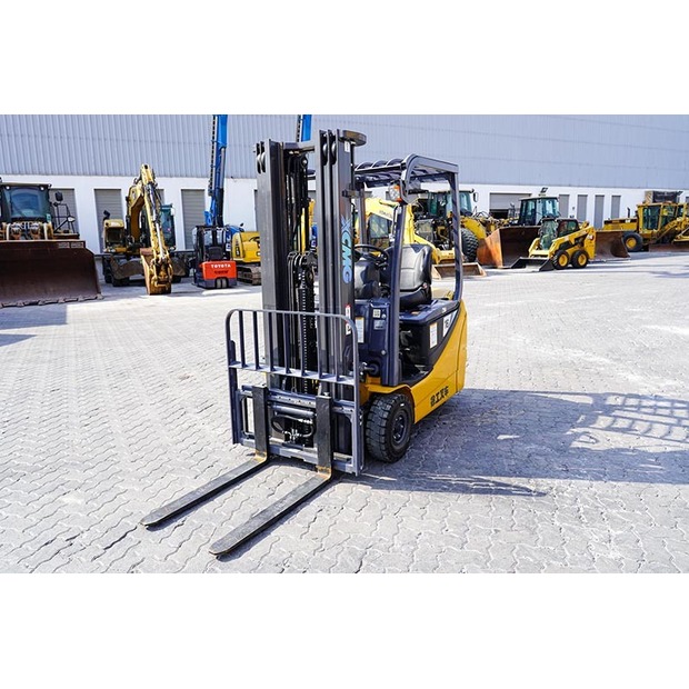 2023 XCMG XVB15-PTW2-47009587