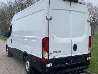 2021-iveco-daily-35s18-1450257-47009603