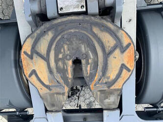 صورة ل شاحنات 2021 مافي T230