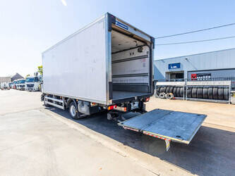 2018-renault-d10-47009964