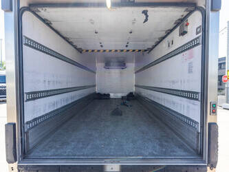 2018-renault-d10-47009966